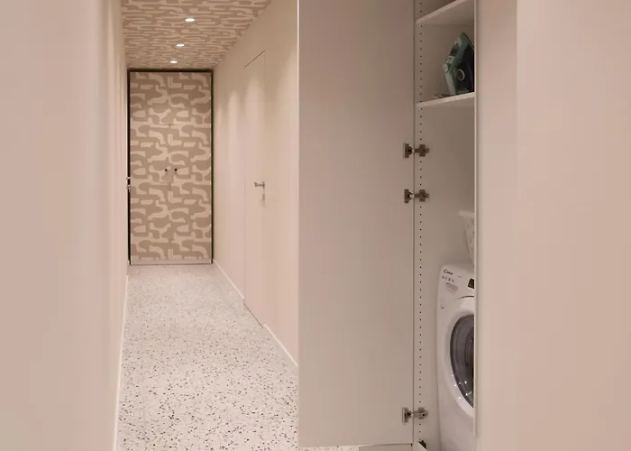 Apartament Vitrail - Metro M1 - Rembrandt 45 *