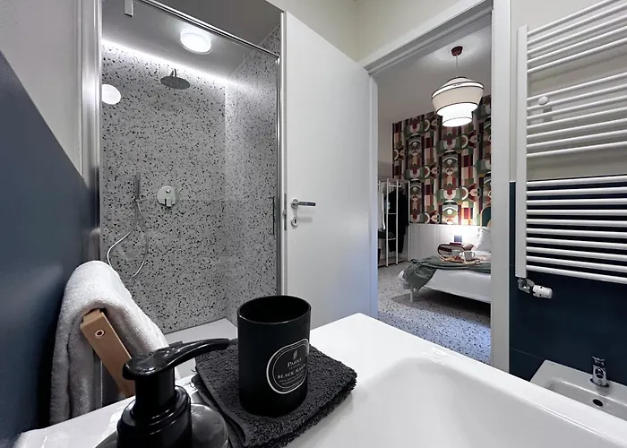 Apartament Vitrail - Metro M1 - Rembrandt 45 *